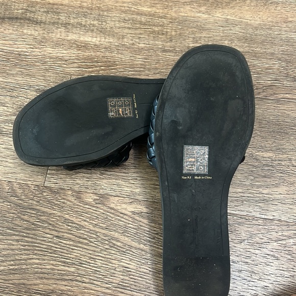 Dolce Vita Gracie Sandal - Picture 3 of 3